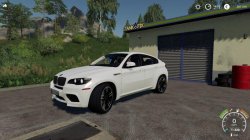 Белый BMW X6 M